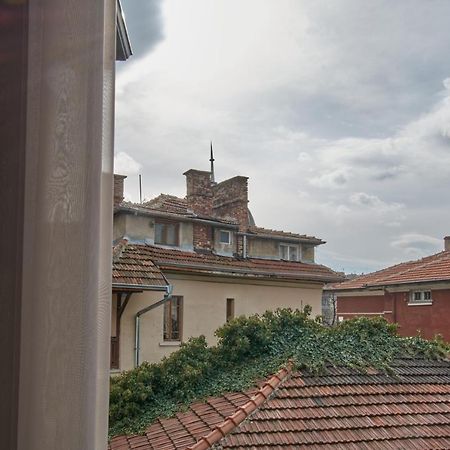 The Embassy Suites Софія Екстер'єр фото