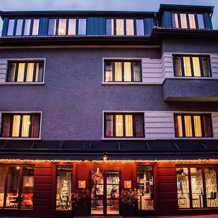 The Embassy Suites Софія Екстер'єр фото