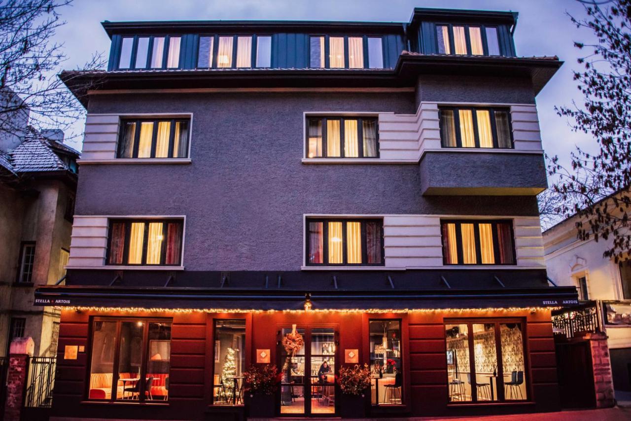 The Embassy Suites Софія Екстер'єр фото
